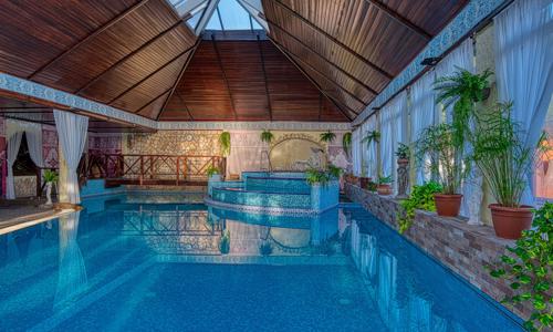 Maďarsko: Pobyt v 4* Duna Relax Hoteli s polpenziou a neobmedzeným vstupom do rímskeho wellness centra