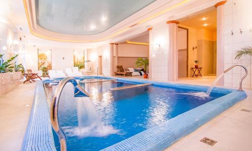 Maďarsko pri kúpeľoch Kehidakustány v Batthyány Kastélyszálló **** s termálnym wellness + animácie a polpenzia