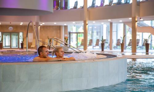 Miskolc v Diósgyőri Várkert Panzió s celodenným vstupom do termálnych kúpeľov Ellipsum SPA + sauna a raňajky