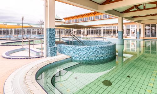 Mosonmagyaróvár: 4* Aquasol Resort s polpenziou a neobmedzeným vstupom do priamo prepojených termálov + bazén