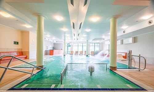 Orlické hory: Pobyt vo Vile Hotel Studánka *** obklopenej prírodou s polpenziou + wellness a romantický kúpeľ