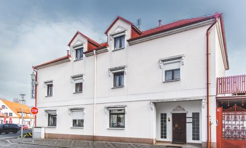 Pobyt 20 km od Prahy: Brandýs nad Labem pri bazilike a historických pamiatkach v Hoteli Bohemia *** + raňajky