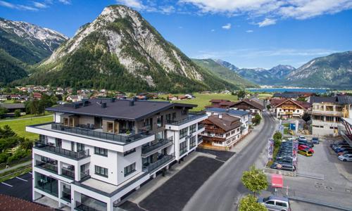 Pobyt pri najkrajšom tirolskom jazere v Arthur's Hoteli am Achensee **** s raňajkami a zľavovou kartou