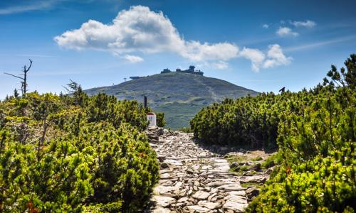 Pobyt v Krkonošskom národnom parku: Dolní Dvůr v Hoteli Krakonoš s raňajkami či polpenziou + úschovňa bicyklov