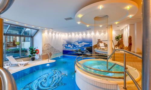 Poľské Krkonoše neďaleko aquaparku: Malachit Karpacz Spa Hotel *** s neobmedzeným wellness + polpenzia