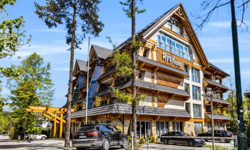 Poľské Tatry: Zakopané v 5* Hoteli Rysy s raňajkami/polpenziou + privátny vstup do wellness (vírivka, sauna)