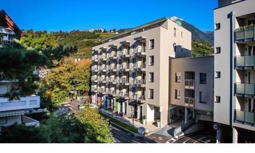 Región Bolzano: Talianske kúpele 850 m od termálov v City Hoteli Merano **** s raňajkami, wellness a fitness