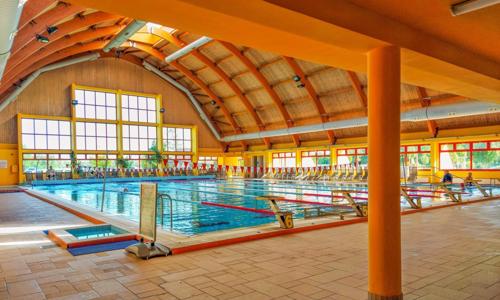 Relax v Celldömölku: Vulkán Wellness Hotel & Camping s polpenziou + termály neobmedzene (8 bazénov a 4 sauny)