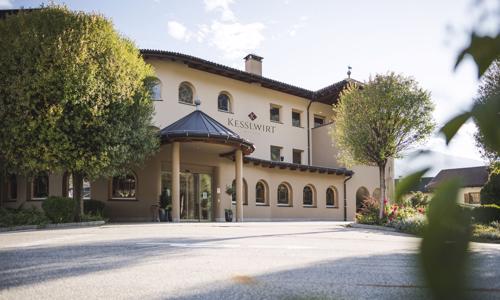 Relaxačná dovolenka blízko kúpeľov Merano a pamiatok: Hotel Kesslwirt **** s polpenziou a wellness + drink