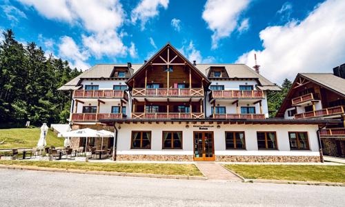 Slovinsko vo Wellness & Spa Hoteli Bolfenk **** s polpenziou, neobmedzeným vstupom do bazéna a saunami + drink
