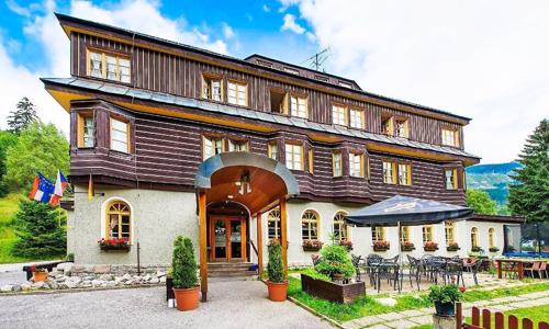 Špindlerův Mlýn: Pobyt v Alpskom Hoteli ***+ s polpenziou, wellness neobmedzene a ping pongom + zľava na masáž