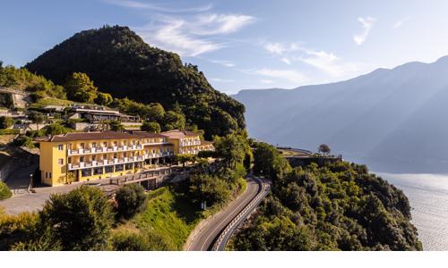 Taliansko: Tignale blízko Lago di Garda v Hoteli Residence La Rotonda *** s polpenziou, bazénmi a programom