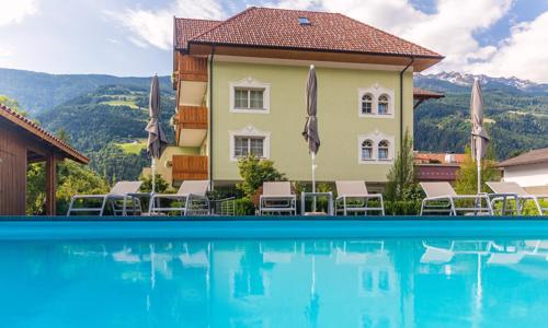 Trolské údolie Val Venosta pri Merane: Pohodový Hotel Mei Auszeit *** s polpenziou + slaný bazén, a 4 sauny