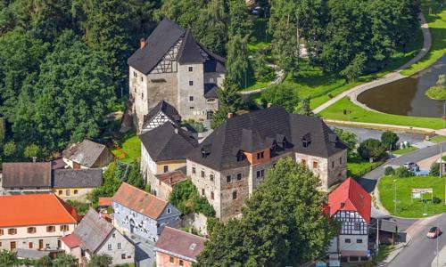 Západné Čechy: Kráľovský pobyt v Penzióne Vildštejn s polpenziou a prehliadkou hradu a múzeí + zľava